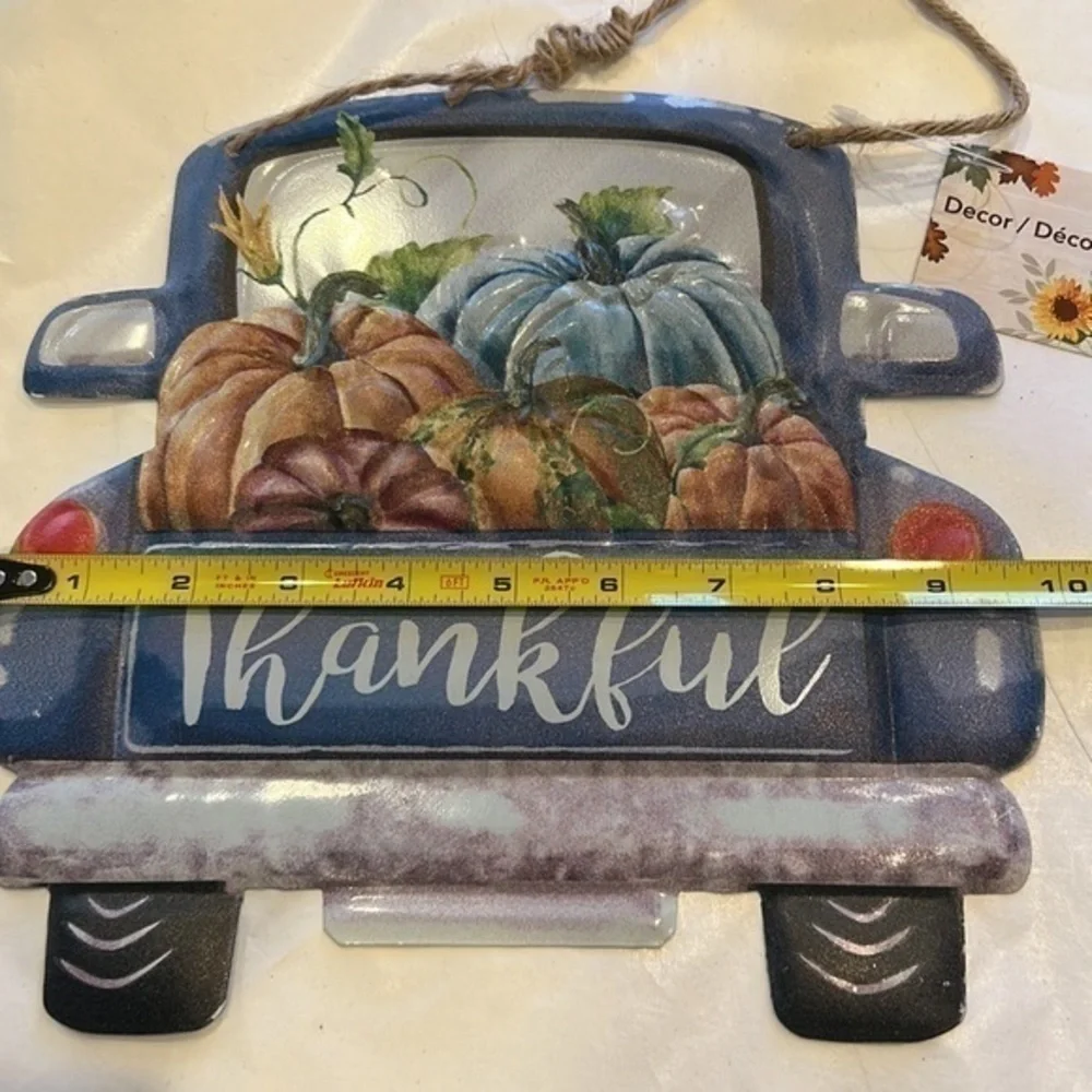 Thankful metal wall hanging